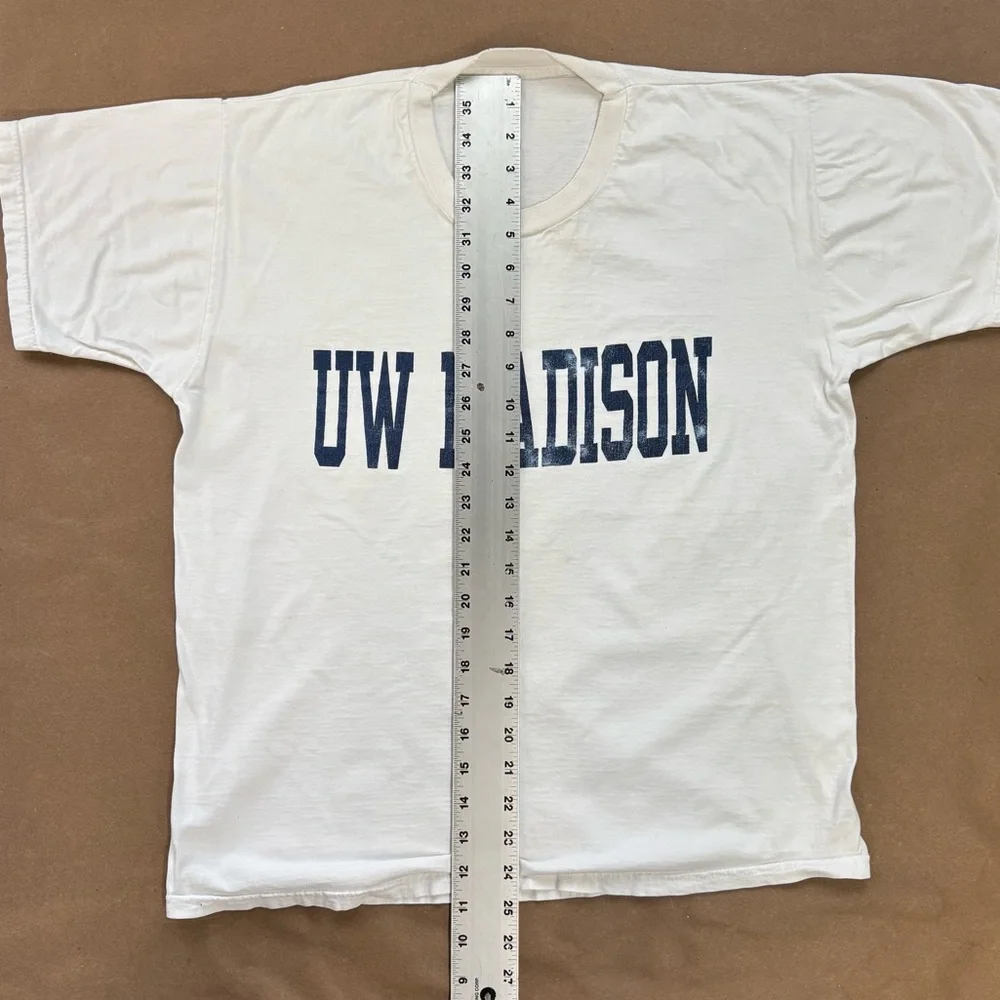 University of Wisconsin Madison short sleeve T-shirt, nicely worn in - Picture 6 of 7